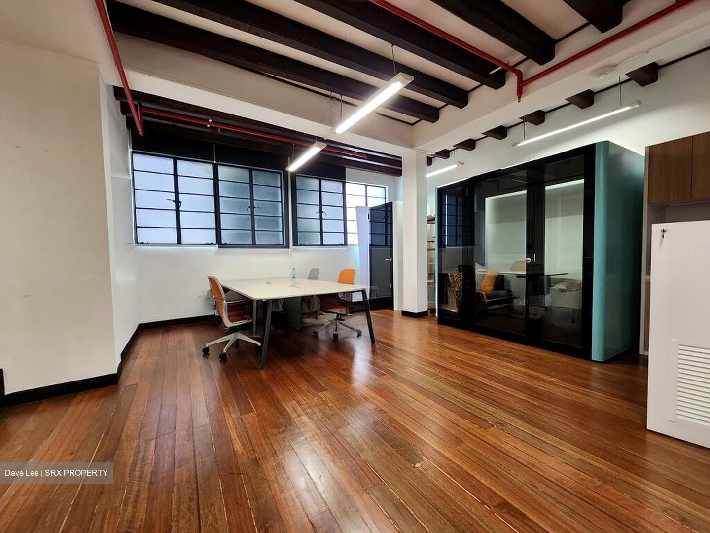 Far East Square (D1), Office #524138051